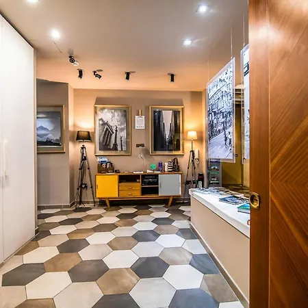 Vinto House Downtown 4* סלרנו