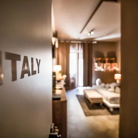 בית הארחה Vinto House Downtown 4*