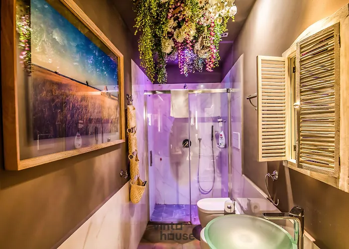 Vinto House Downtown بيت ضيافة 4*