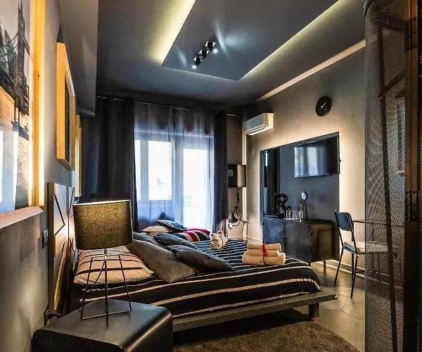 Vinto House Downtown 4* ساليرنو