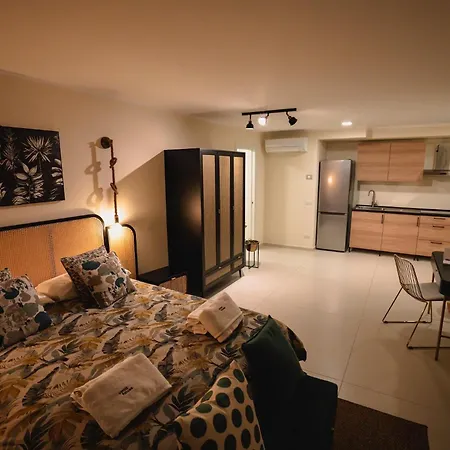 Guest house Vinto House Downtown 3*